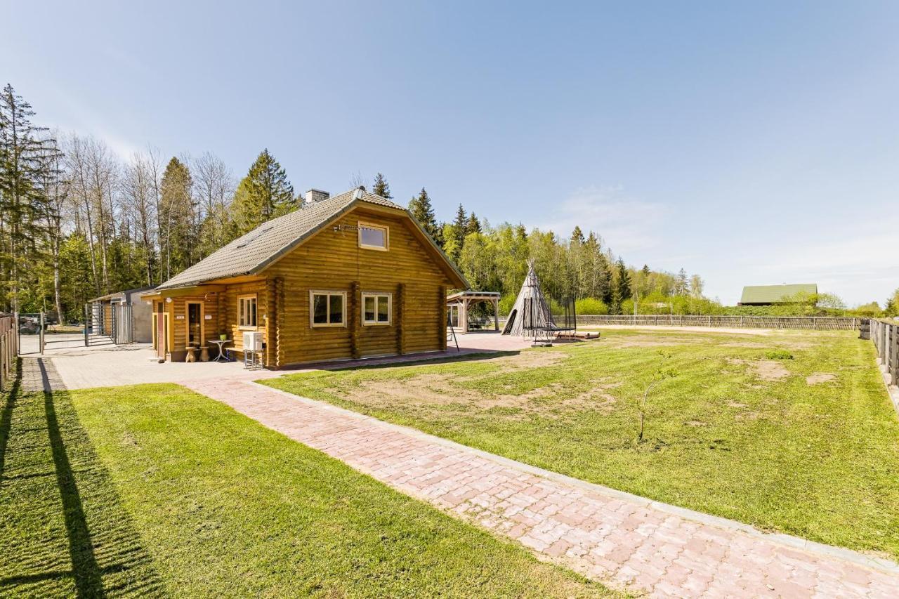 Kajamaa Holiday Home Saku Εξωτερικό φωτογραφία