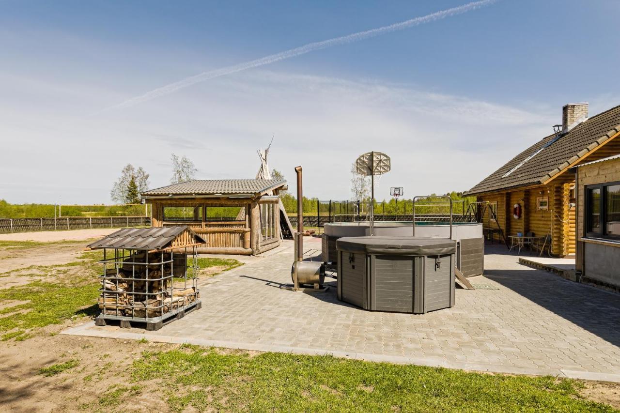 Kajamaa Holiday Home Saku Εξωτερικό φωτογραφία